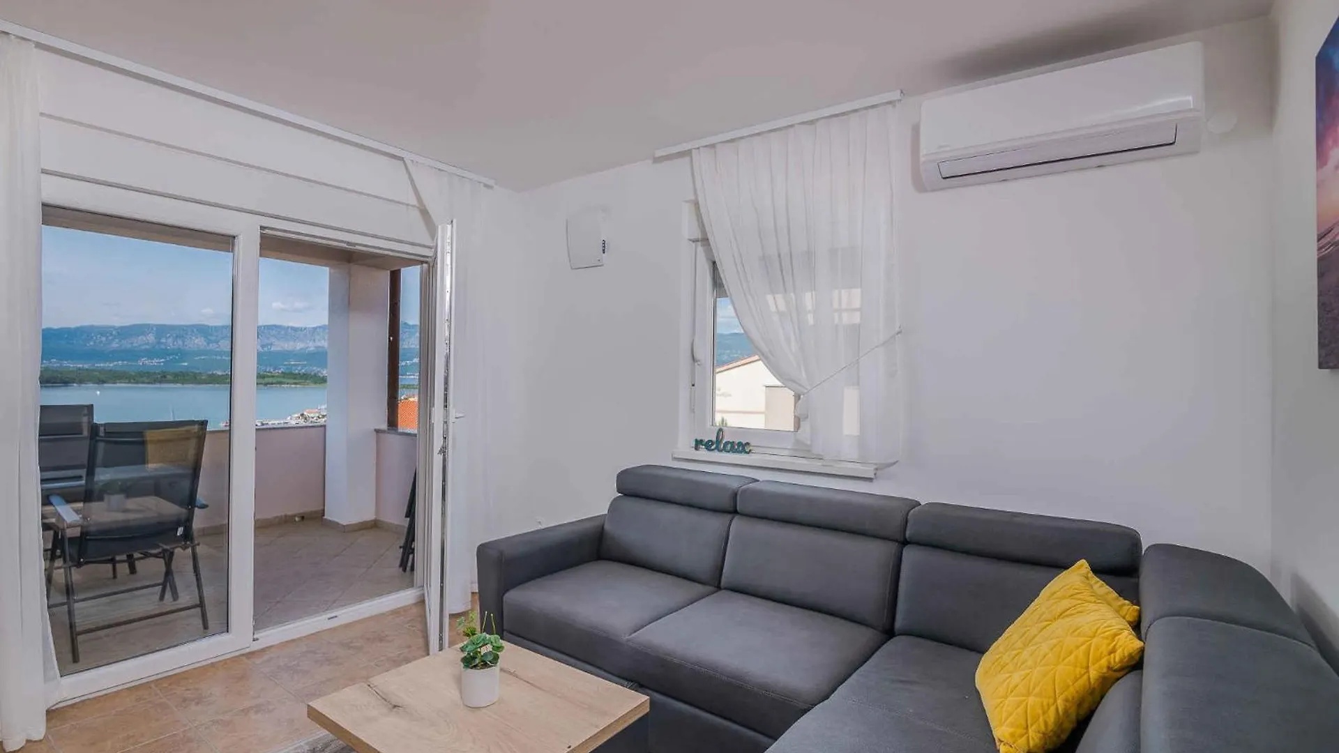 Apartment In Klimno - Insel Krk 51730